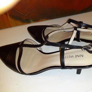 Nine West Black Leather T-Strap Pumps 10M